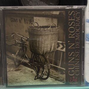 Guns N' Roses "Chinese Democracy" CD -